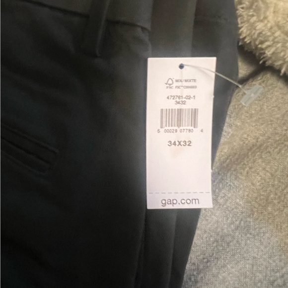 Mens Gap NWT Relaxed Fit Modern Khakis - Picture 2 of 6